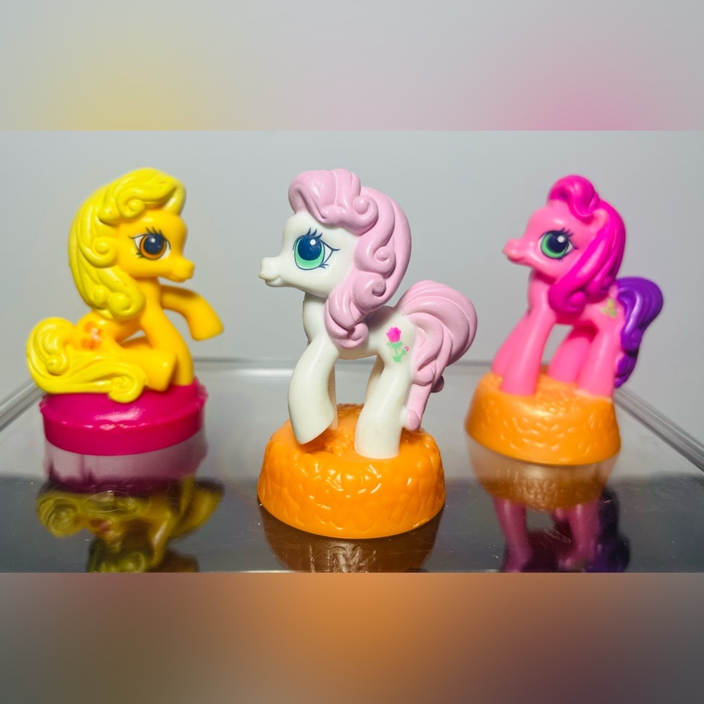 2007 MLP G3 - “Ponyville” Line Applejacks/Sky Wishes/Butterscotch McDonald’s Toy